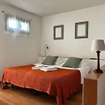 Nzemmula Vendégház