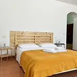 Nzemmula Affittacamere 3*